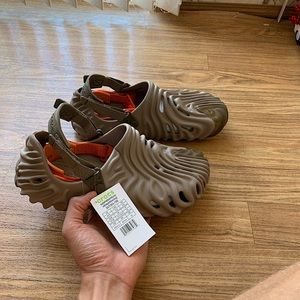 Crocs Pollex Clog Salehe Bembury menemsha khaki
